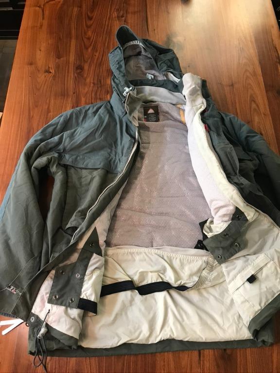 Burton Tactic Heli Snowboard jacket Carousell