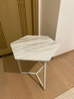 （分類：）位於 。 由 akija2021 提交（商品編號 1118233045，圖片 1）。簡介： 。