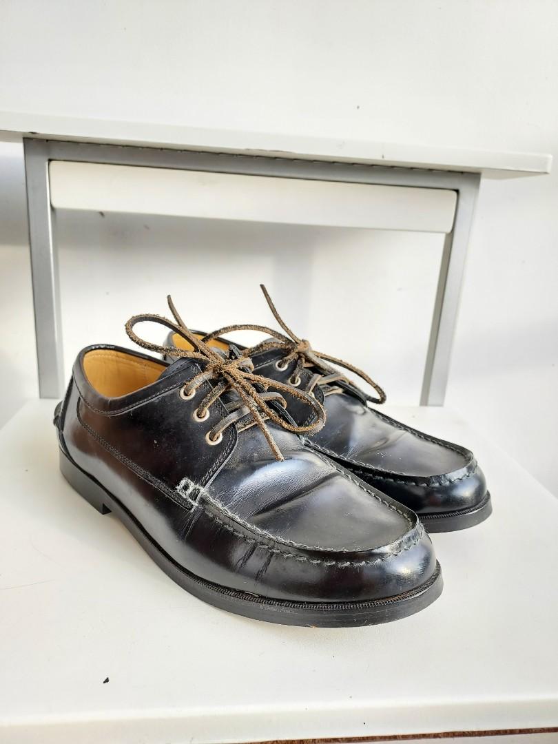 Comme Des Garcons Homme Shoes Leather (Category: Casual Shoes) located in Lipa City. Submitted by tokyofan77 (Listing ID 1118201904, Image 2). Description: Comme Des Garcons Homme Leather Shoes Made in Japan All Leather Size US8 No Heel drag. Orig Price: Php 36,498.