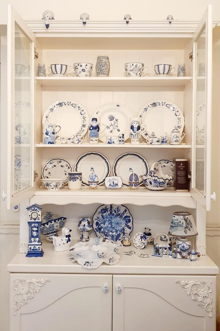 Delft Blue Home Decor Other European Collectibles From 10 Each Furniture Living On Carou - Home Decorators Catalog Curio Cabinet