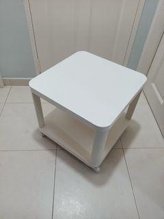 Ikea tingby white coffee table with wheel 50cm x 50cm
