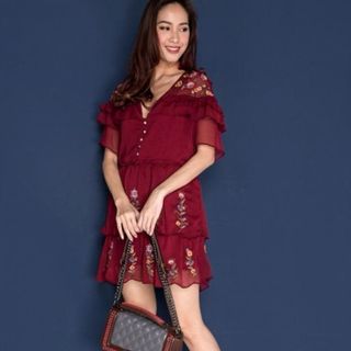(Category: ) located in . Submitted by doopycloset (Listing ID 1118311207, Image 1). Description: .