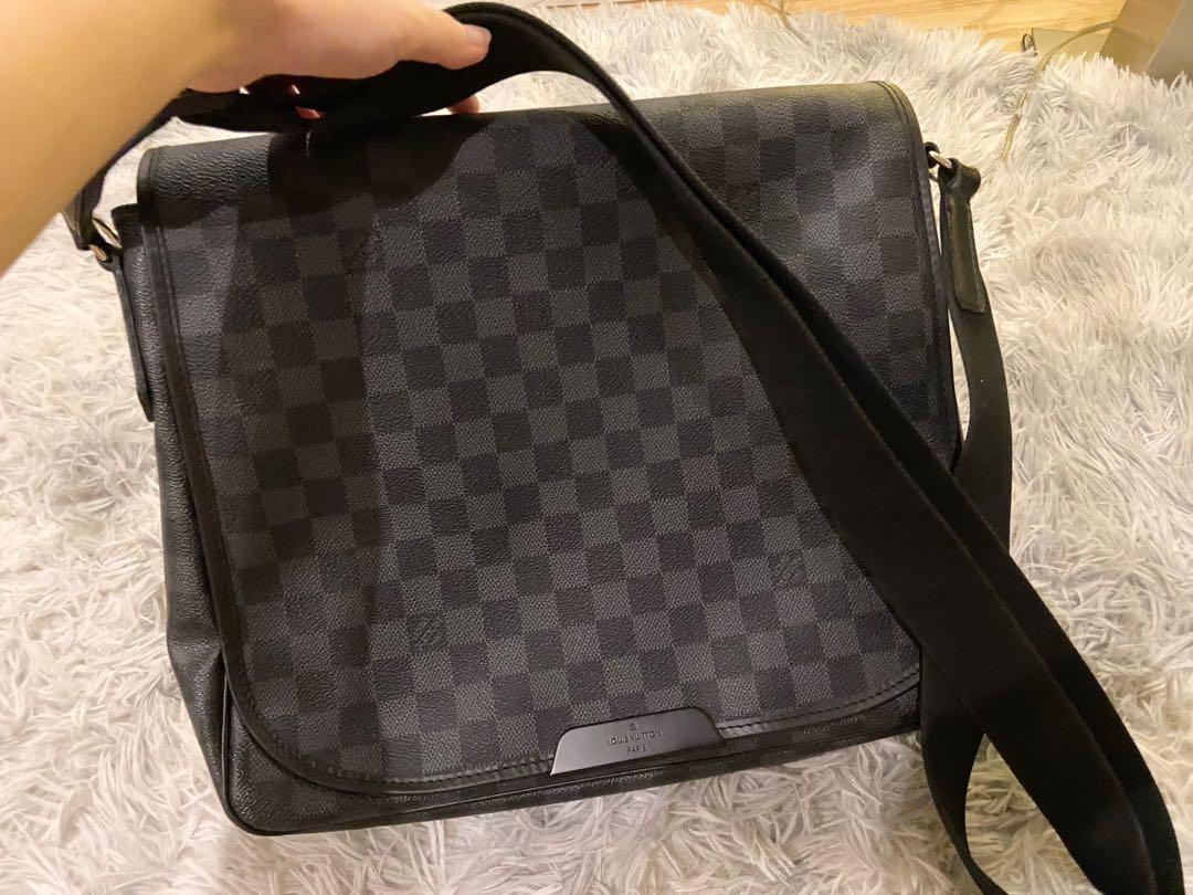 Black lv bag mens outlet