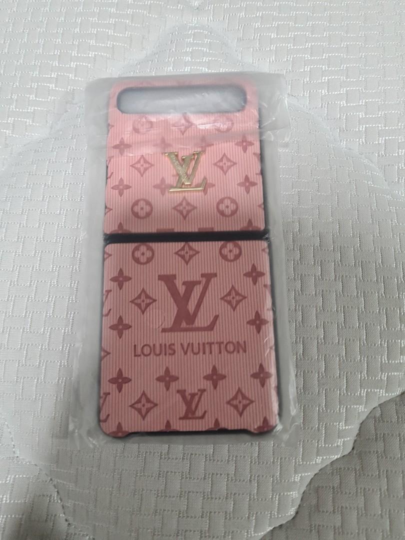 Phone Cases Collection for Women  LOUIS VUITTON