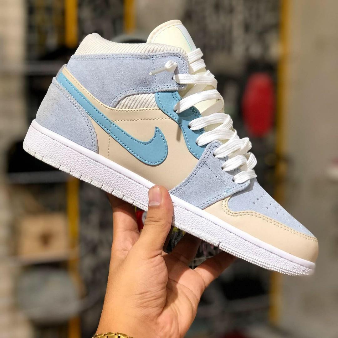 aj1 sail light blue