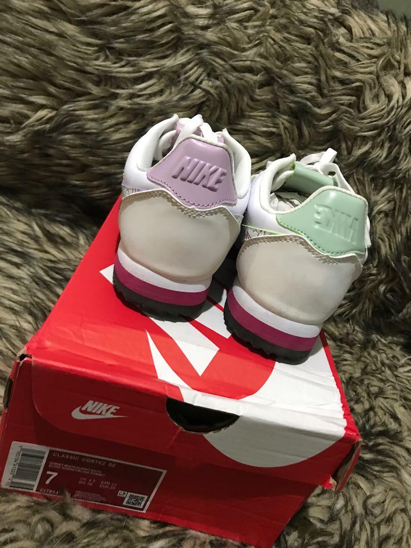 nike cortez valentine's edition