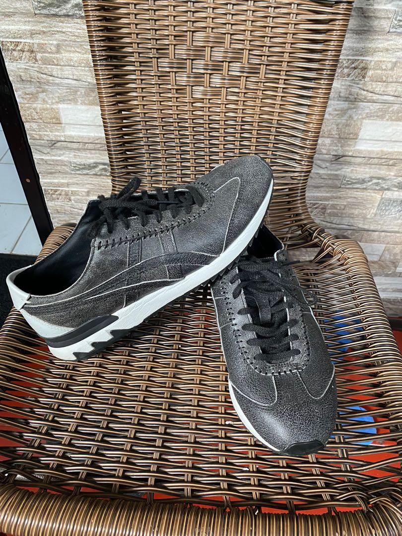 Onitsuka tiger mhs black new arrivals