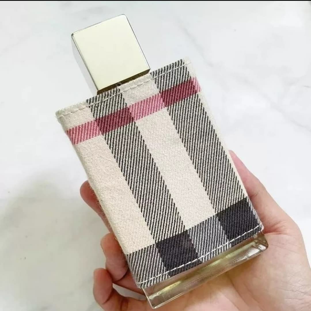 Parfum burberry london women ori, Kesehatan & Kecantikan, Parfum, Kuku &  Lainnya di Carousell