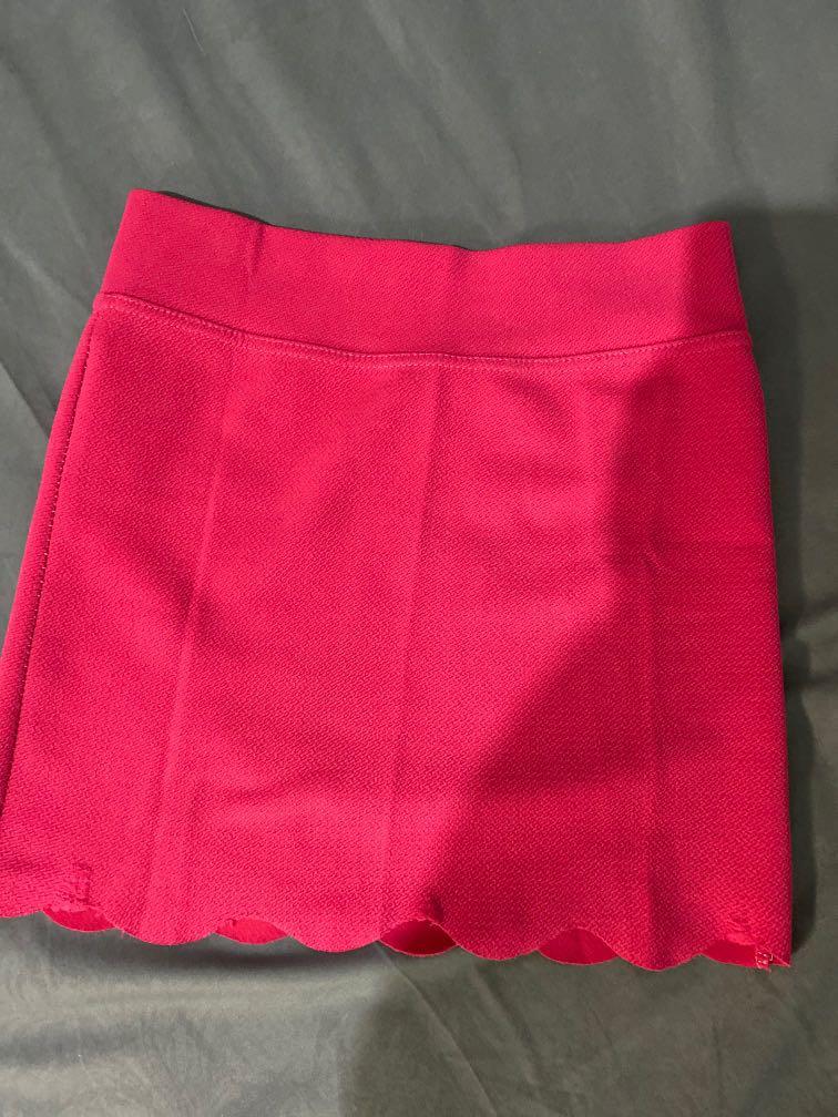 pink mini skirt