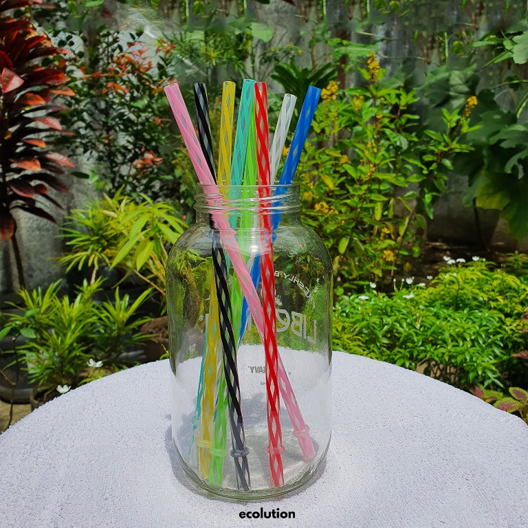 Reusable Hard Plastic Straw, Food & Drinks, Beverages on Carousell