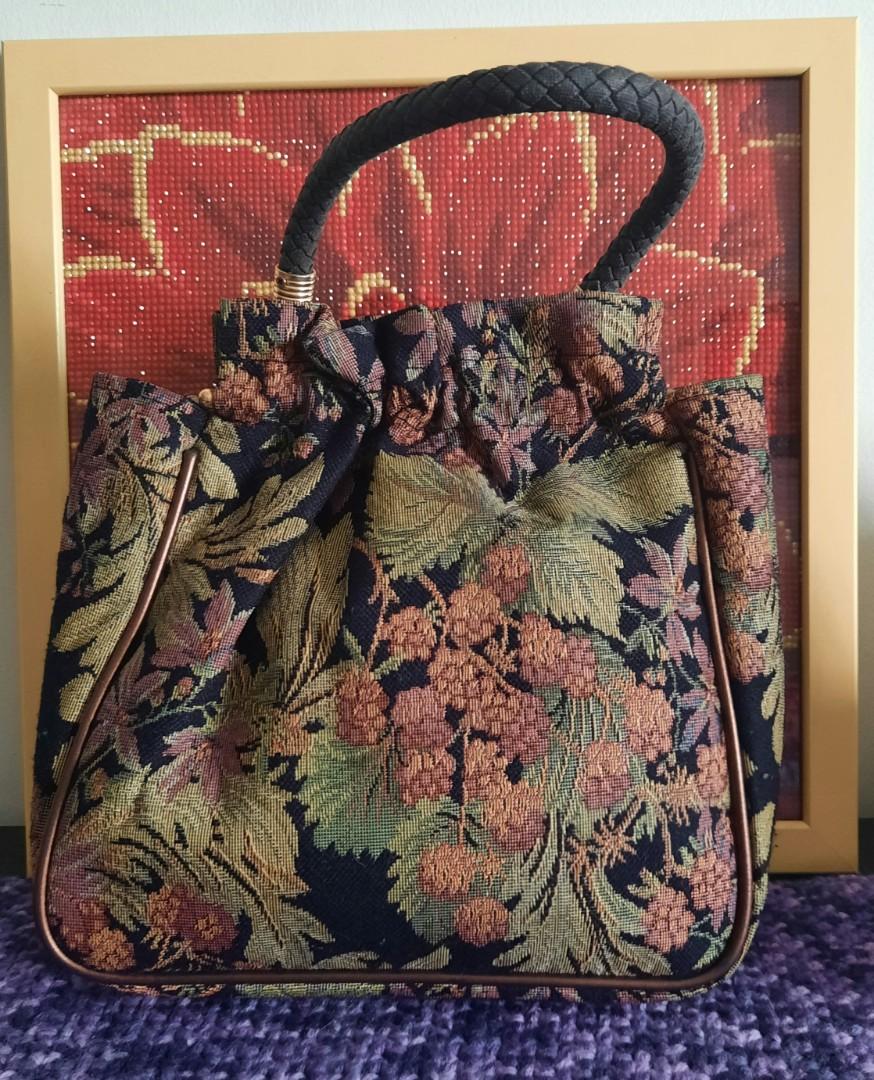 Vintage Fabric and Tapestry Bags – VINTAGE VICTORIANA