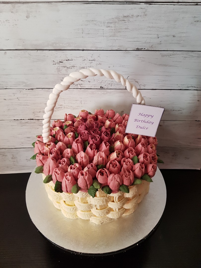 Flower basket cake I made for my niece's birthday. My flower making skills  need work, but she still loved it! : r/Baking
