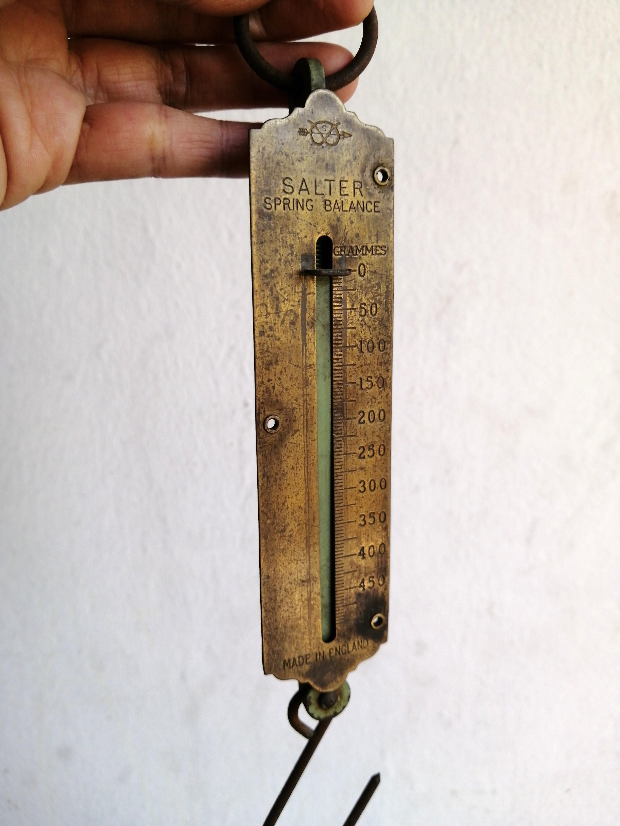 Salter spring balance scales outlet