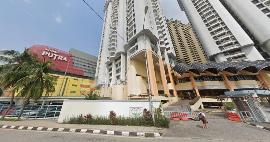 [WTS] Villa Putra Condominium at Jalan Sultan Ismail, Property, For