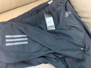 （分類：）位於 。 由 kyrocera 提交（商品編號 1118477606，圖片 1）。簡介： 。
