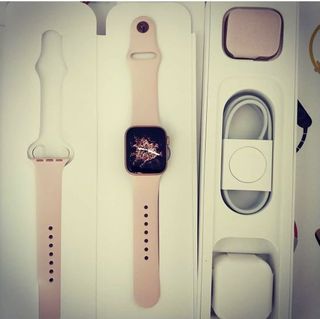 (Category: ) located in . Submitted by sans_closet (Listing ID 1118395931, Image 1). Description: .