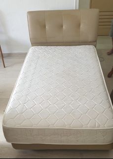 (Category: ) located in . Submitted by sharonteng (Listing ID 1118392114, Image 1). Description: .