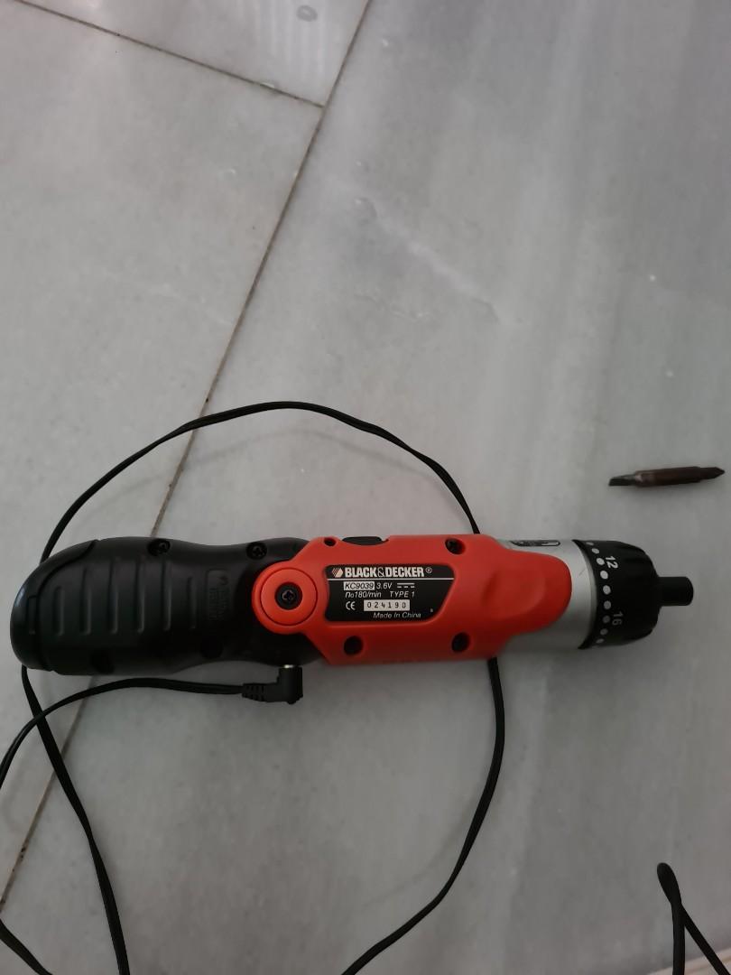 https://media.karousell.com/media/photos/products/2021/10/9/black__decker_cordless_screwdr_1633757139_3f0a9a6f_progressive.jpg