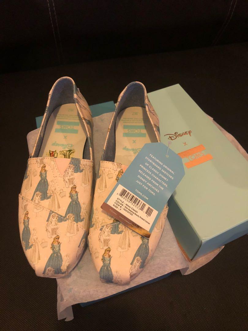 Disney x toms pink sleeping beauty women's classics online