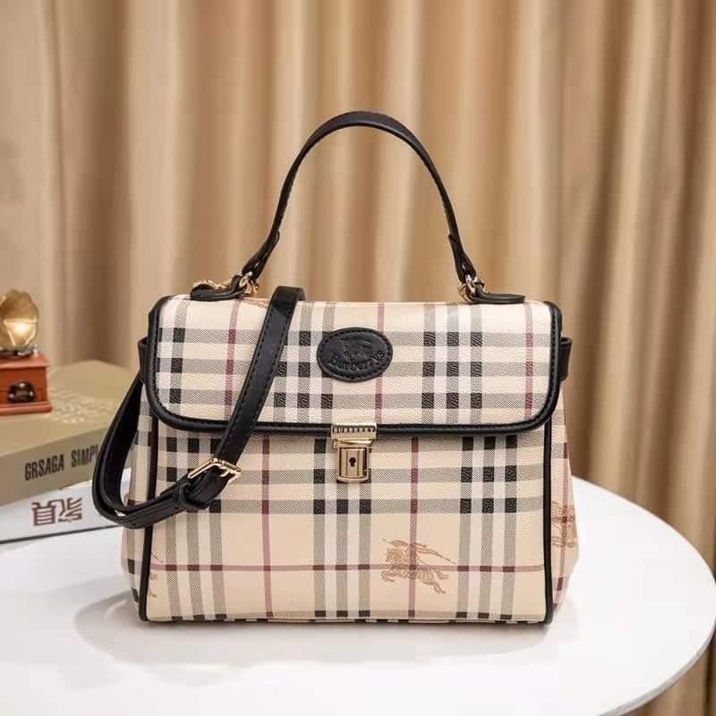 Burberry 2 way bag Women s Fashion Bags Wallets Shoulder Bags on Carousell