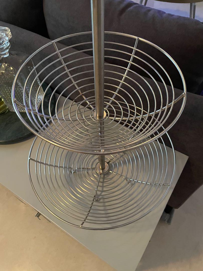 Crate & barrel fruit basket, Furniture & Home Living, Kitchenware