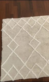 (Category: ) located in . Submitted by happyfinds7 (Listing ID 1118581896, Image 1). Description: .