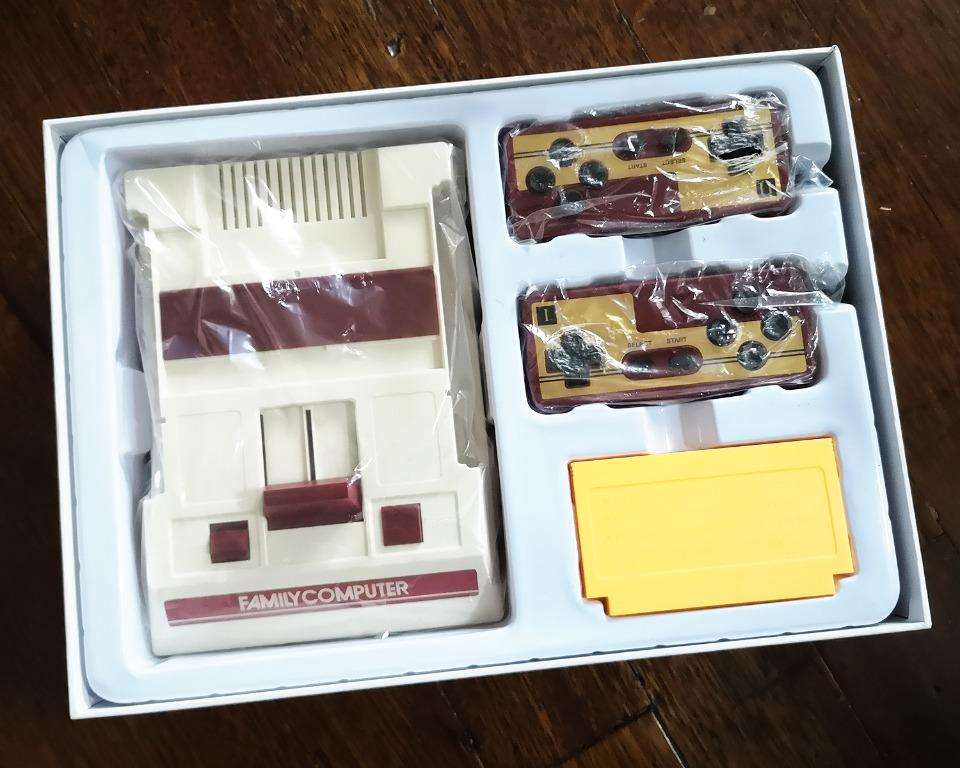 Family Computer Compact (Vintage) (Category: Nintendo) located in Quezon City. Submitted by skyebear (Listing ID 1118573049, Image 3). Description: Family Computer Compact Vintage 132 in 1 game cartridge.