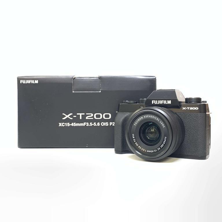 FUJIFILM XT200 Mirrorless Digital Camera with 1545mm Lens (Fujifilm