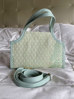 (Category: ) located in . Submitted by kc_shops (Listing ID 1118423312, Image 1). Description: .