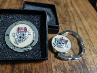 (Category: ) located in . Submitted by pickgiftsntake (Listing ID 1118537668, Image 1). Description: .