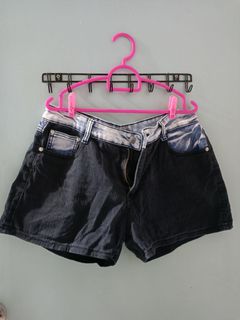 (Category: ) located in . Submitted by tehhh.99 (Listing ID 1118492251, Image 1). Description: .