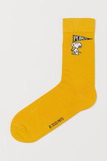 H&M Yellow Snoopy Motif Detail Socks