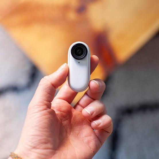 Insta360 Go 2 (Category: Video Cameras) located in Pasay City. Submitted by shansey21 (Listing ID 1118486529, Image 1). Description: Insta360 Go 2 17,990 Brandnew sealed with warranty vitocruz taft pick up near la salle cod will do +shipping fee pm me 😃.