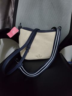（分類：）位於 。 由 999.0 提交（商品編號 1118537670，圖片 1）。簡介： 。