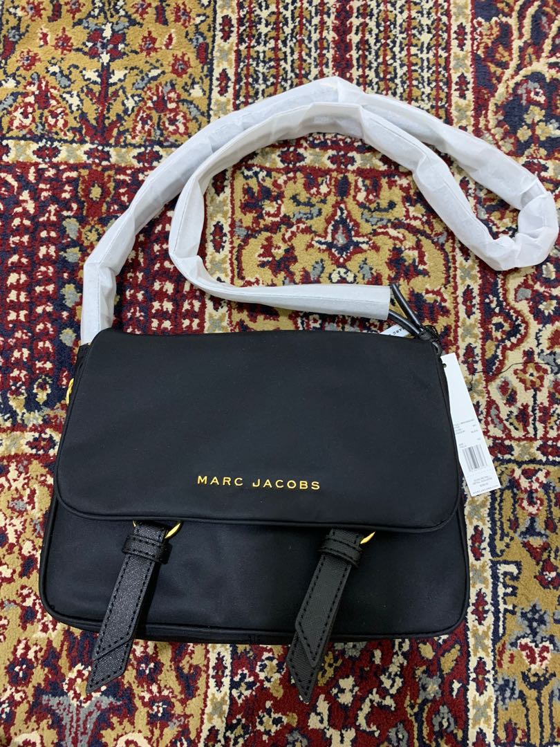 Marc Jacobs Zip That Mini Messenger Bag