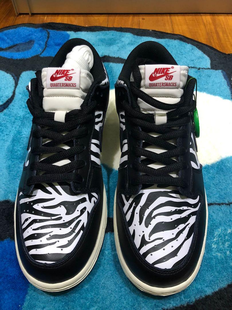 Nike zebra top dunks high