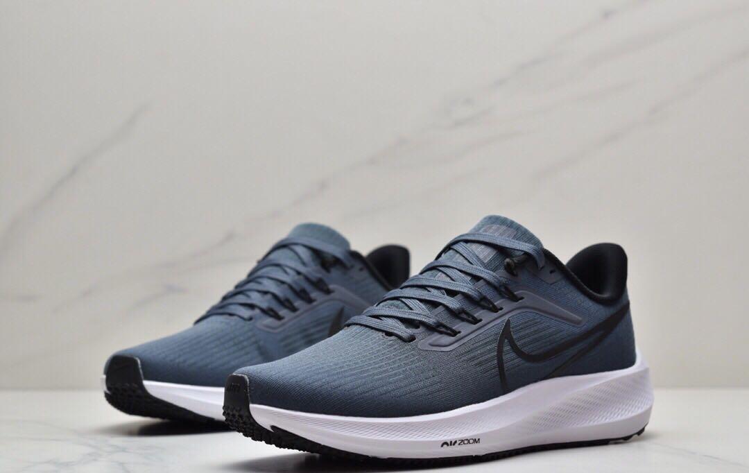 Nike Zoom Pegasus 39 靛藍/黑白/黑橙, 男裝, 鞋, 波鞋- Carousell