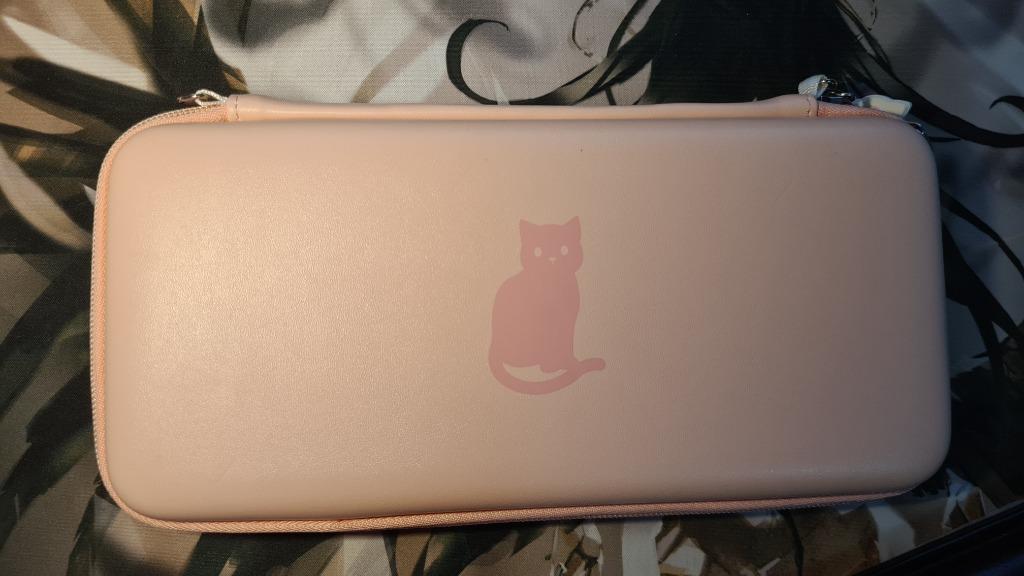 Nintendo Switch Pouch With Stand (Category: Nintendo) located in Quezon City. Submitted by itsarandomshop (Listing ID 1118581755, Image 2). Description: Nintendo Switch Pouch With Stand Never Used rfs I'm using a different pouch payment through paymaya, gcash, and metrobank deposit only shipping: lalamove, grab, lbc .