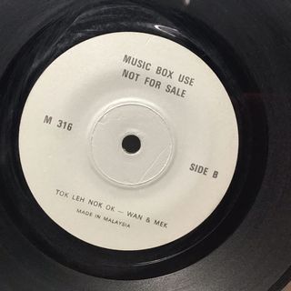 (Category: ) located in . Submitted by anubis69 (Listing ID 1118516563, Image 1). Description: .