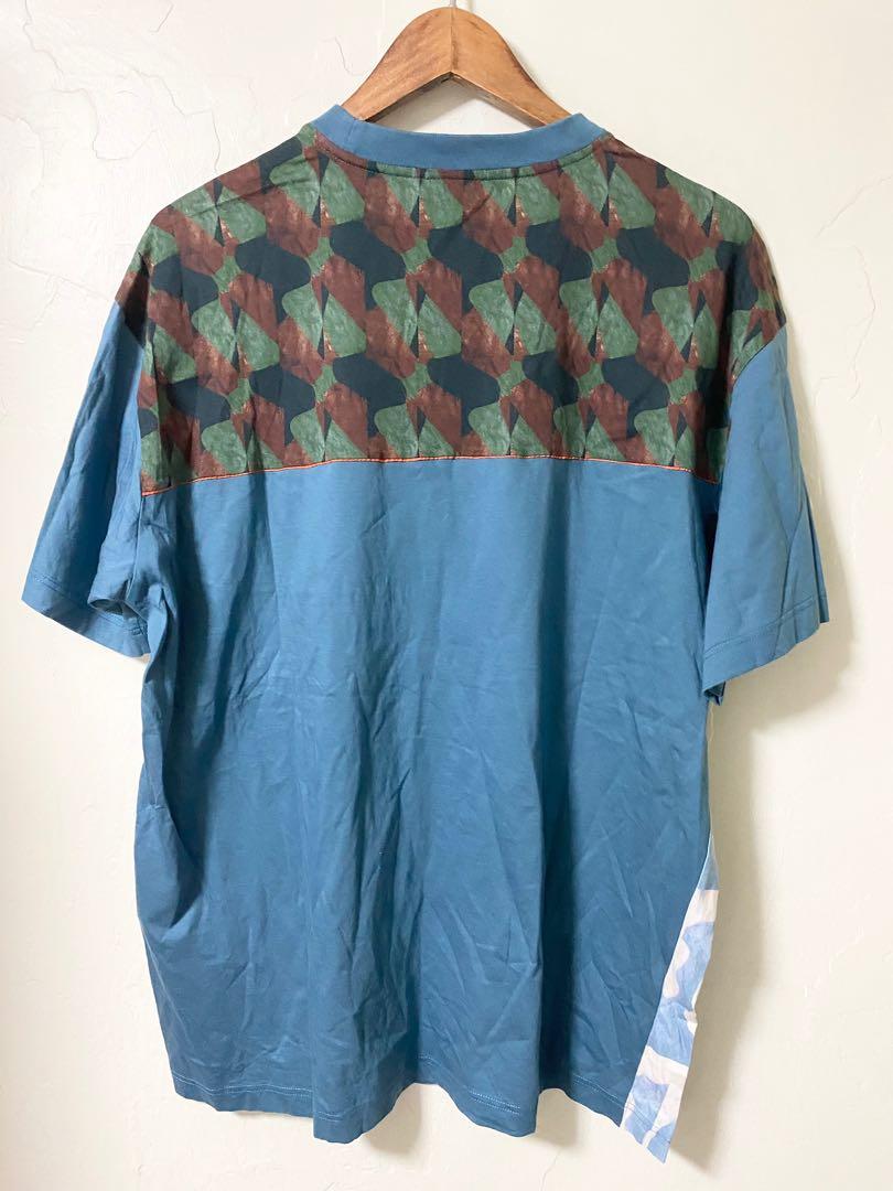 Prada （分類：服裝）位於 Hong Kong。 由 3qqqq3 提交（商品編號 1118540310，圖片 3）。簡介： 雖然XXL 但偏細的。
