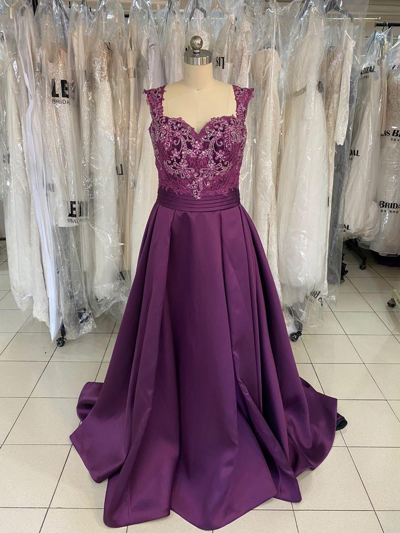 Mysterious elegant purple wedding dress | Purple wedding dress, Pretty  bridesmaid dresses, Gowns