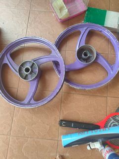 (Category: ) located in . Submitted by ssk03 (Listing ID 1118464600, Image 1). Description: .