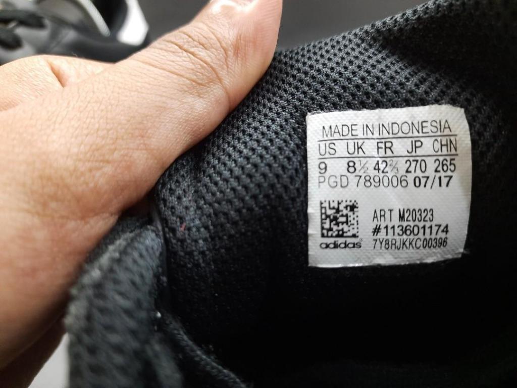 Sepatu Second Adidas M20323 Superstar Core Black Size 42.5 Fesyen
