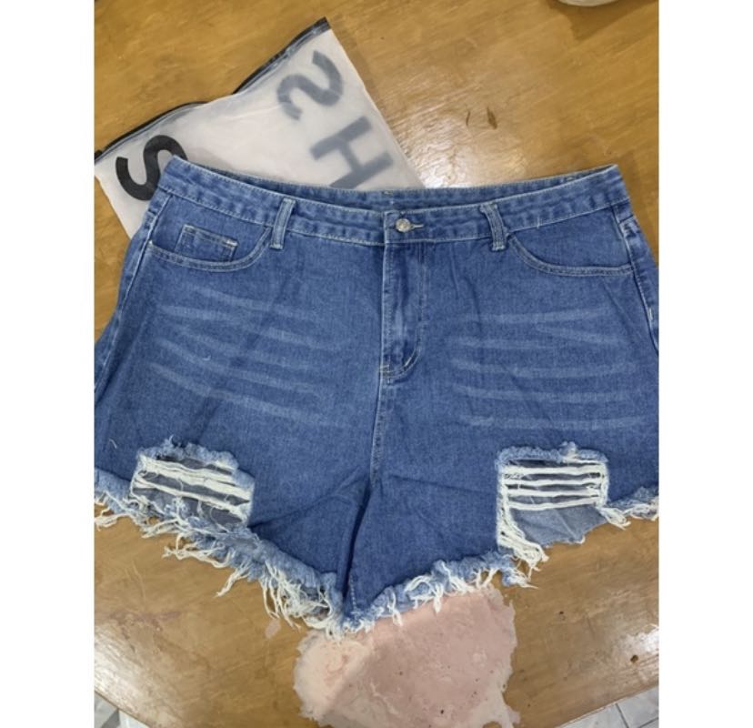 shein curve plus size high waist shorts 