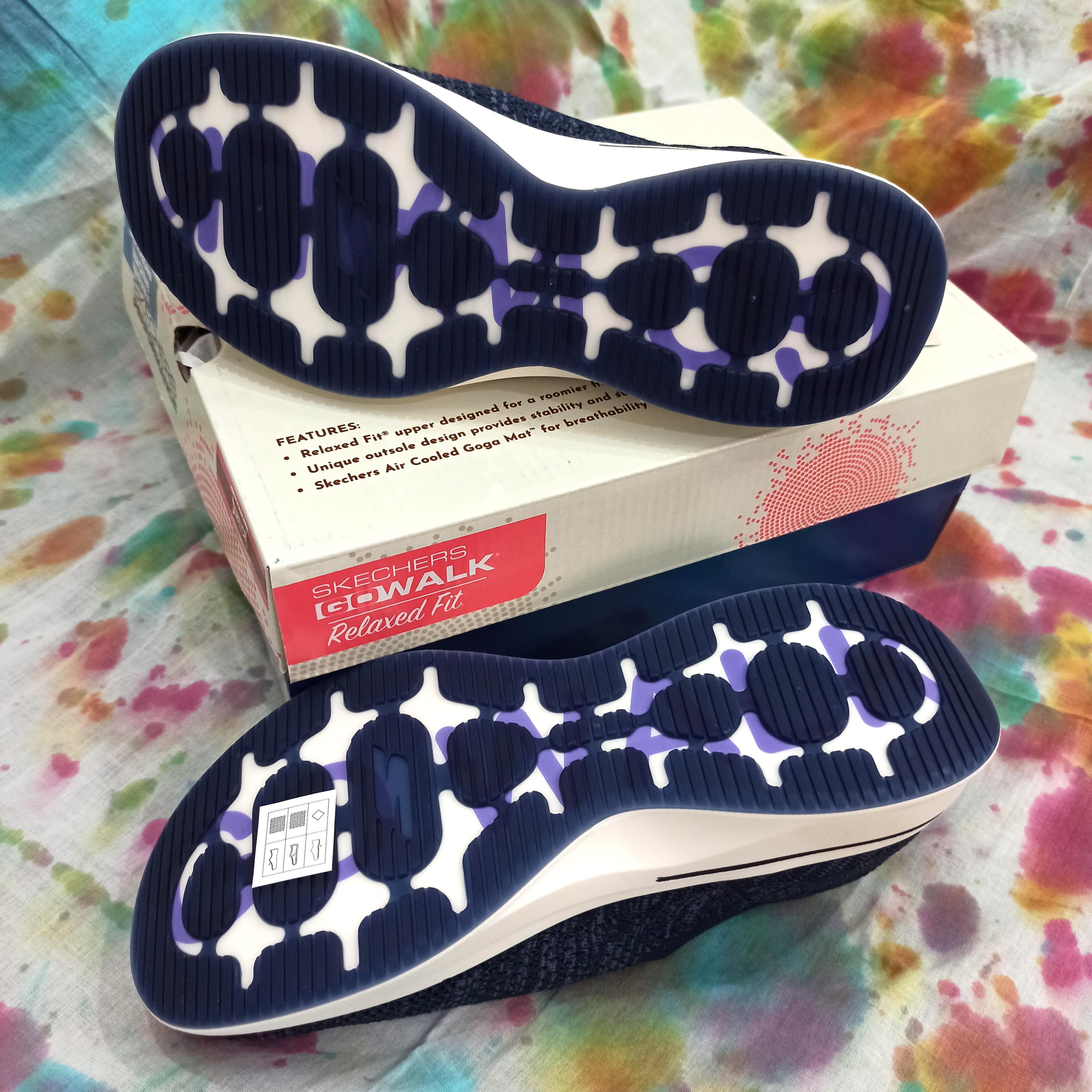 Skechers go walk outlet relaxed fit