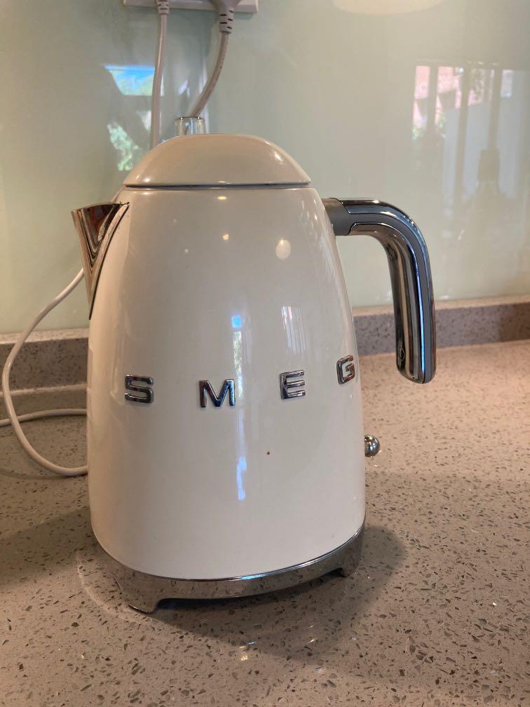 SMEG Retro Variable Temperature Kettle In Colors, Stainless Steel On
