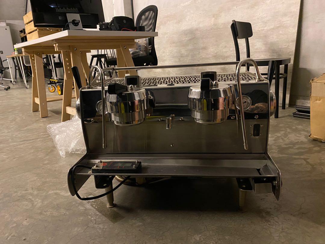 Synesso 2 group coffee machine, Food & Drinks, Beverages on Carousell