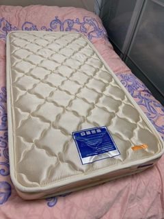 （分類：）位於 。 由 emmang1208 提交（商品編號 1122978529，圖片 1）。簡介： 。
