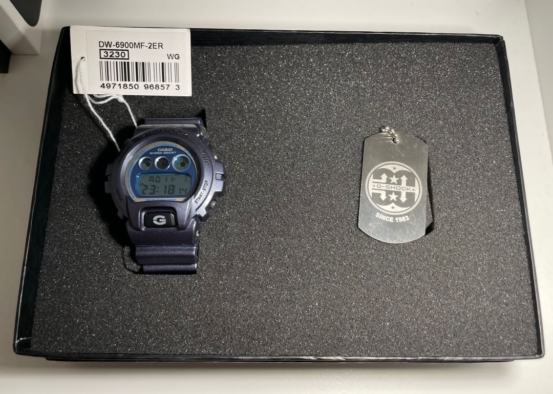 100 Authentic limited edition new Casio G Shock Blue Metallic