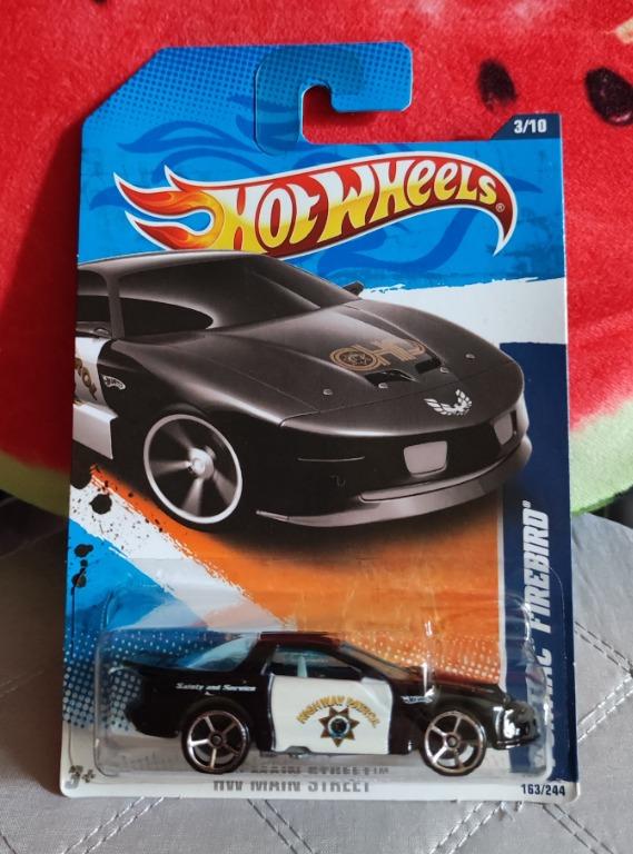全新hotwheels 風火輪 Pontiac Firebird Police Car 潘迪火鳥警車black 11卡 興趣及遊戲 玩具 遊戲類 Carousell